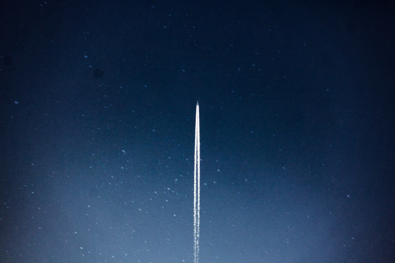 Cover Image for Why you should use AI to maximize growth?